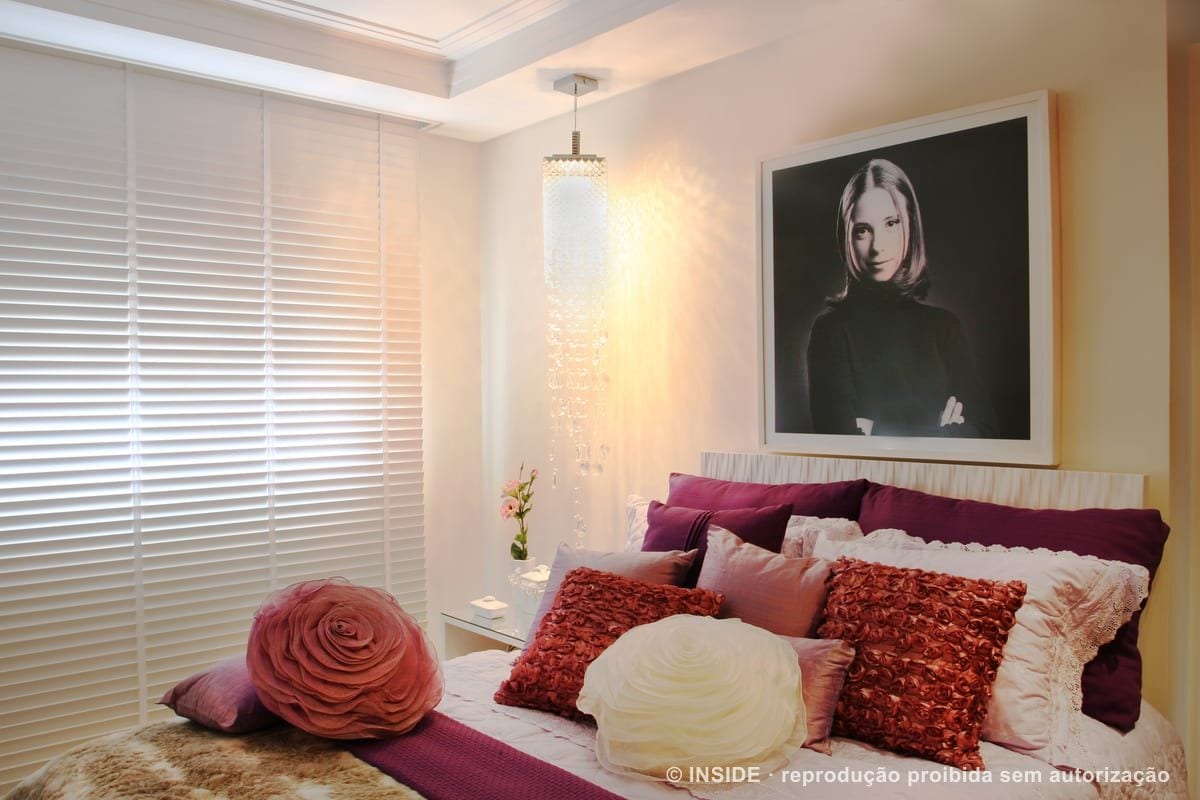 Pacaembu-RA: o quarto com o retrato em preto e branco da filha sobre a cabeceira, acervo INSIDE